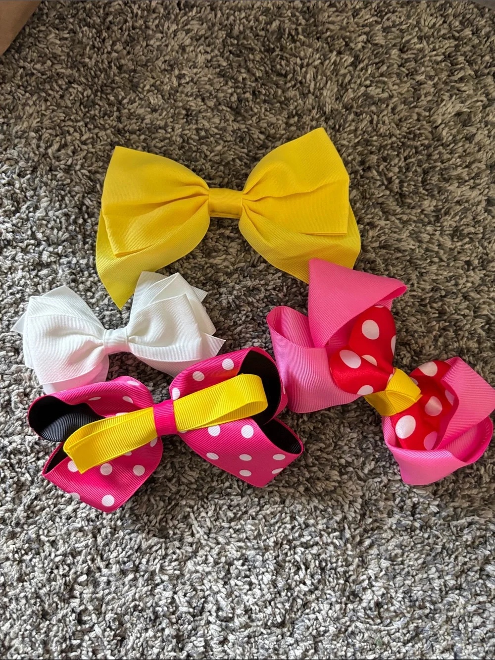 Hair bows